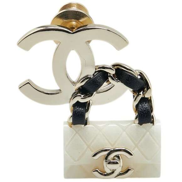 CHANEL CC Logo Black Leather Quilted Bag Brooch Silver Tone B23C Pin Auth - Picture 1 of 4